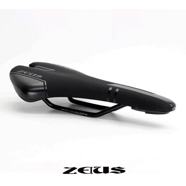 Zeus Saddle (Zeus Saddle)