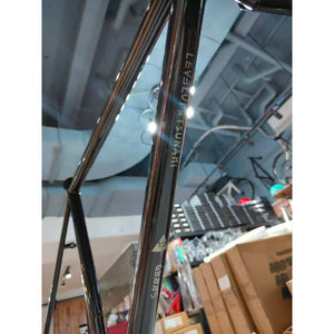 Level up x Tsunami GB005 Track Frameset